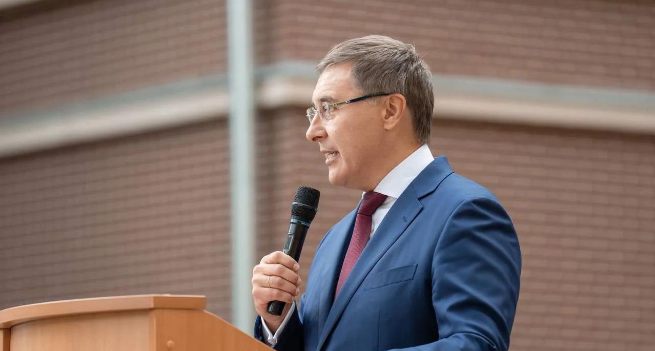 Валерий Фальков поздравил учеников Русской классической гимназии Всероссийского государственного университета юстиции (РПА Минюста России) с 1 сентября